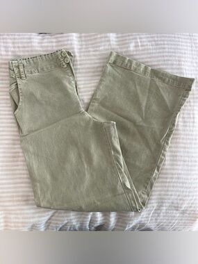 Women's Olive Green Wide Leg Jeans - Flared Casual Pants